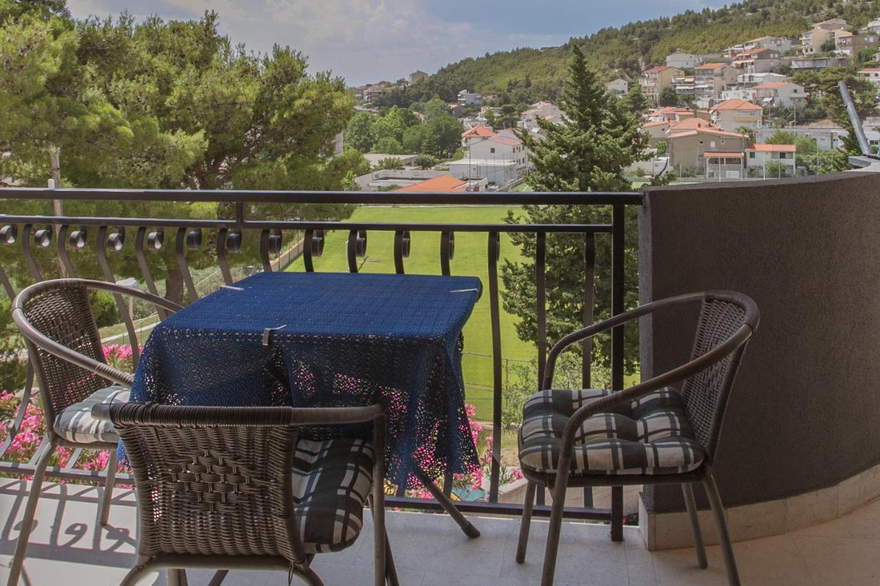 Comfort Sea View Apartment Dugi Rat Extérieur photo