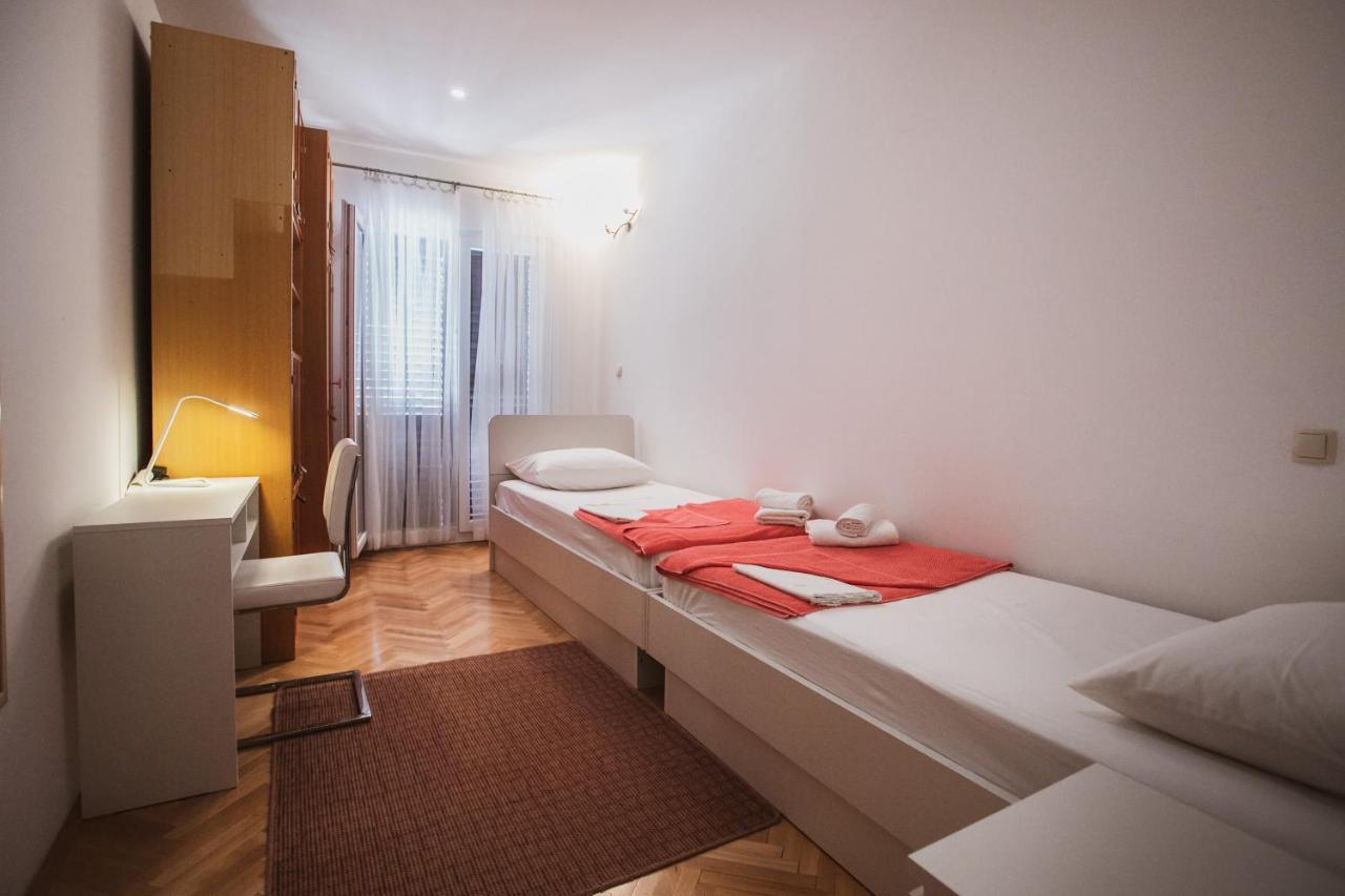 Comfort Sea View Apartment Dugi Rat Extérieur photo