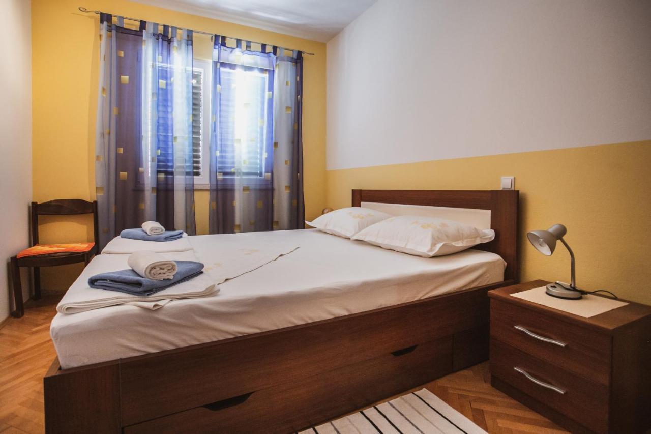 Comfort Sea View Apartment Dugi Rat Extérieur photo
